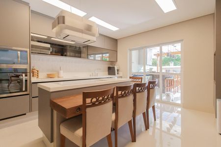 Casa de condomínio para alugar com 321m², 3 quartos e 4 vagas Casa de condomínio para alugar com 321m², 3 quartos e 4 vagasCozinha