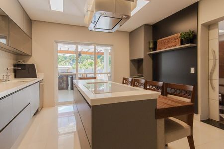 Casa de condomínio para alugar com 321m², 3 quartos e 4 vagas Casa de condomínio para alugar com 321m², 3 quartos e 4 vagasCozinha