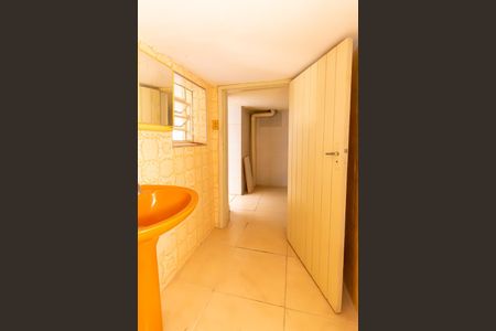 Casa para alugar com 110m², 3 quartos e 3 vagas Casa para alugar com 110m², 3 quartos e 3 vagasBanheiro externa
