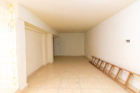 Casa para alugar com 110m², 3 quartos e 3 vagas Casa para alugar com 110m², 3 quartos e 3 vagasÁrea externa
