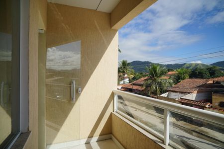 Casa para alugar com 62m², 2 quartos e sem vaga Casa para alugar com 62m², 2 quartos e sem vagaVaranda