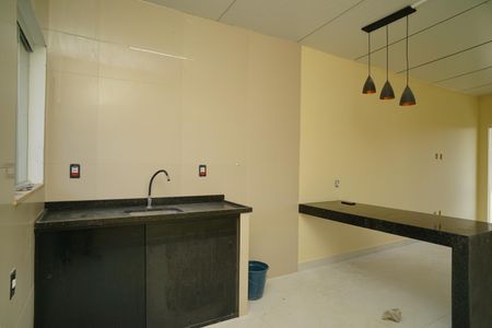 Casa para alugar com 62m², 2 quartos e sem vaga Casa para alugar com 62m², 2 quartos e sem vagaCozinha