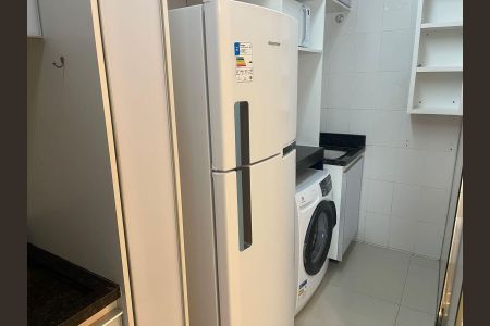 Apartamento para alugar com 65m², 2 quartos e 1 vagaÁrea de Serviço