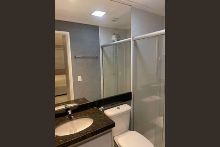 Apartamento para alugar com 65m², 2 quartos e 1 vagaBanheiro 