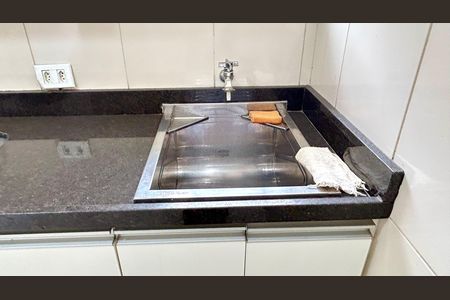 Apartamento para alugar com 42m², 2 quartos e 1 vagaÁrea de Serviço
