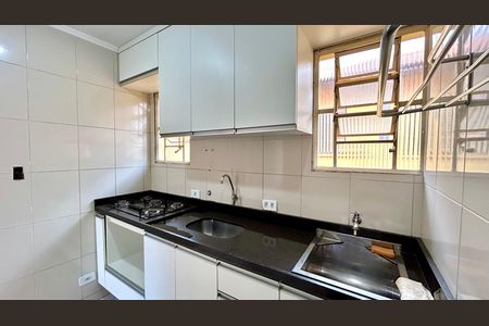 Apartamento para alugar com 42m², 2 quartos e 1 vagaÁrea de Serviço