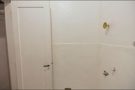 Apartamento à venda com 48m², 1 quarto e sem vaga Apartamento à venda com 48m², 1 quarto e sem vagaBanheiro
