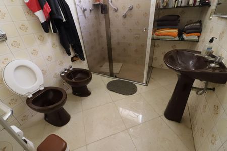 Banheiro da Suíte 1 de apartamento para alugar com 3 quartos, 110m² em Centro, Osasco