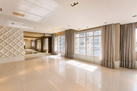 Apartamento para alugar com 530m², 4 quartos e 3 vagas Apartamento para alugar com 530m², 4 quartos e 3 vagasSala