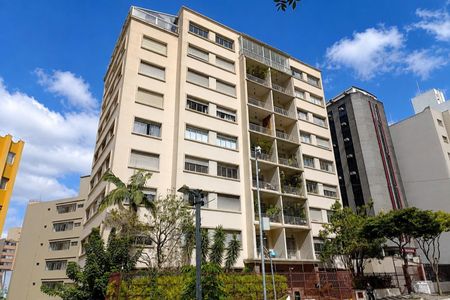 Apartamento para alugar com 530m², 4 quartos e 3 vagas Apartamento para alugar com 530m², 4 quartos e 3 vagasFachada
