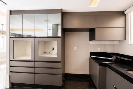 Apartamento para alugar com 530m², 4 quartos e 3 vagas Apartamento para alugar com 530m², 4 quartos e 3 vagasCozinha