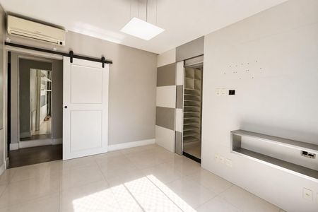 Apartamento para alugar com 530m², 4 quartos e 3 vagas Apartamento para alugar com 530m², 4 quartos e 3 vagasDormitório - Suíte 1