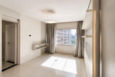 Apartamento para alugar com 530m², 4 quartos e 3 vagas Apartamento para alugar com 530m², 4 quartos e 3 vagasDormitório - Suíte 1