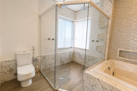 Apartamento para alugar com 530m², 4 quartos e 3 vagas Apartamento para alugar com 530m², 4 quartos e 3 vagasSuíte 2