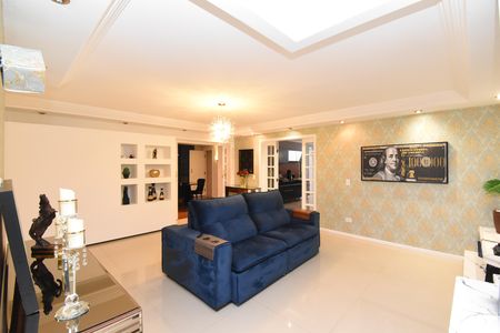Casa à venda com 415m², 3 quartos e 4 vagasSala