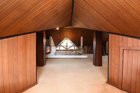 Casa à venda com 415m², 3 quartos e 4 vagasÁtico