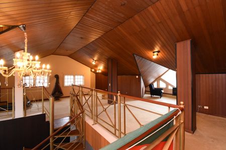 Casa à venda com 415m², 3 quartos e 4 vagasÁtico