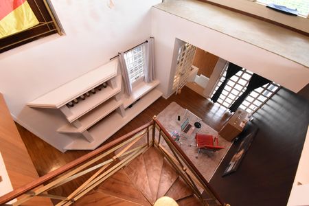 Casa à venda com 415m², 3 quartos e 4 vagasÁtico