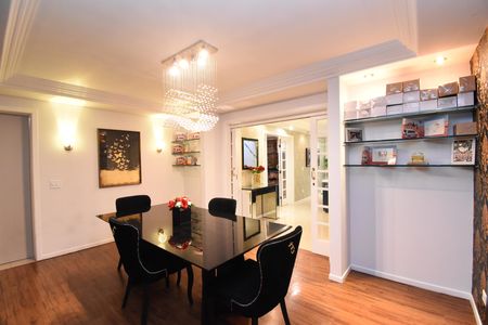 Casa à venda com 415m², 3 quartos e 4 vagasSala de Jantar