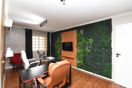 Casa à venda com 415m², 3 quartos e 4 vagasSuíte 2