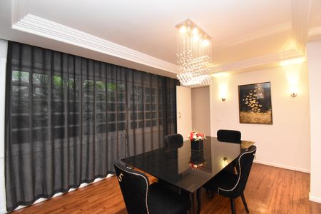 Casa à venda com 415m², 3 quartos e 4 vagasSala de Jantar