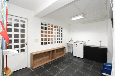 Casa à venda com 415m², 3 quartos e 4 vagasÁrea de Serviço