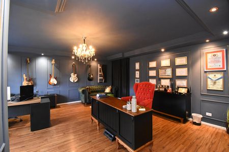 Casa à venda com 415m², 3 quartos e 4 vagasEscritório