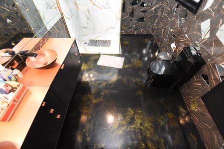 Casa à venda com 415m², 3 quartos e 4 vagasBanheiro da Suíte
