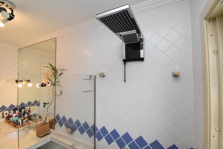 Casa à venda com 415m², 3 quartos e 4 vagasBanheiro da Suíte 2