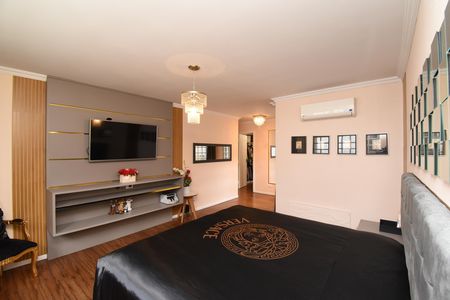 Casa à venda com 415m², 3 quartos e 4 vagasSuíte