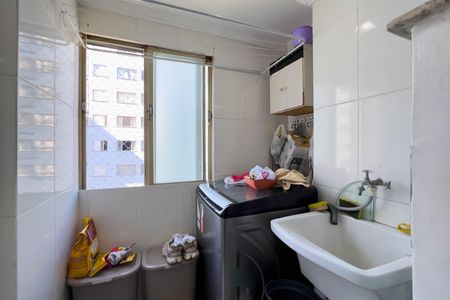 Apartamento à venda com 52m², 2 quartos e 1 vaga Apartamento à venda com 52m², 2 quartos e 1 vagaCozinha e área de serviço