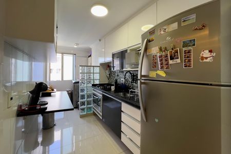 Apartamento à venda com 52m², 2 quartos e 1 vaga Apartamento à venda com 52m², 2 quartos e 1 vagaCozinha e área de serviço