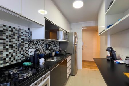 Apartamento à venda com 52m², 2 quartos e 1 vaga Apartamento à venda com 52m², 2 quartos e 1 vagaCozinha e área de serviço