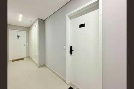 Apartamento à venda com 38m², 1 quarto e 1 vagaHall Apartamento 