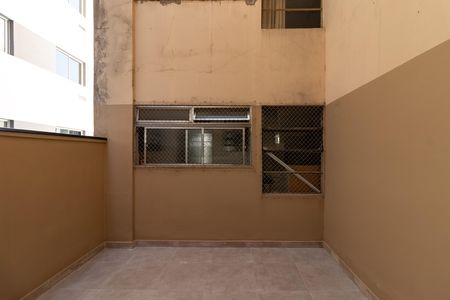Apartamento à venda com 42m², 1 quarto e sem vagaQuintal 1