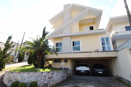 Casa de condomínio para alugar com 285m², 3 quartos e 4 vagasFachada