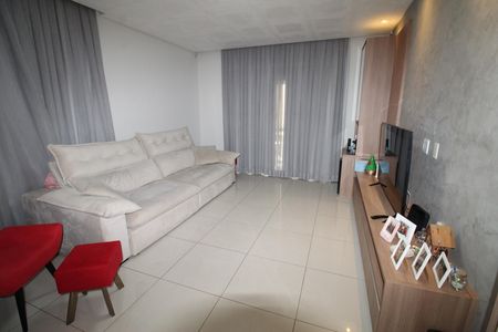 Casa de condomínio para alugar com 285m², 3 quartos e 4 vagasSala 2
