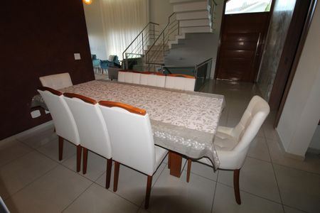 Casa de condomínio para alugar com 285m², 3 quartos e 4 vagasSala 3