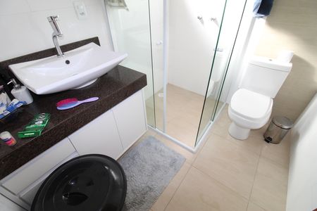 Casa de condomínio para alugar com 285m², 3 quartos e 4 vagasBanheiro da Suíte 3