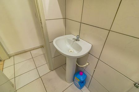 Casa para alugar com 65m², 2 quartos e 1 vaga