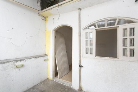 Casa para alugar com 48m², 2 quartos e sem vaga Casa para alugar com 48m², 2 quartos e sem vagaÁrea Externa