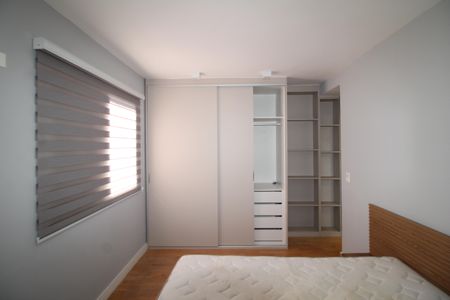 Apartamento à venda com 106m², 3 quartos e 2 vagasQuarto 2