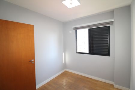 Apartamento à venda com 106m², 3 quartos e 2 vagasQuarto 3