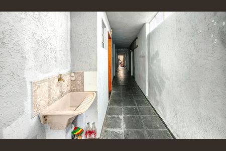 Casa para alugar com 46m², 2 quartos e 1 vaga Casa para alugar com 46m², 2 quartos e 1 vagaÁrea de Serviço