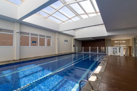 Apartamento à venda com 119m², 3 quartos e 2 vagas Apartamento à venda com 119m², 3 quartos e 2 vagasÁrea comum - Piscina