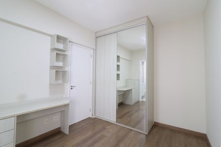 Apartamento à venda com 119m², 3 quartos e 2 vagas Apartamento à venda com 119m², 3 quartos e 2 vagasSuite 3