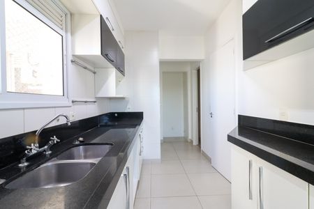 Apartamento à venda com 119m², 3 quartos e 2 vagas Apartamento à venda com 119m², 3 quartos e 2 vagasCozinha