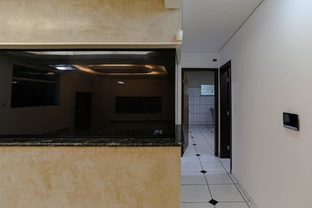Casa para alugar com 250m², 3 quartos e 2 vagas Casa para alugar com 250m², 3 quartos e 2 vagasCorredor