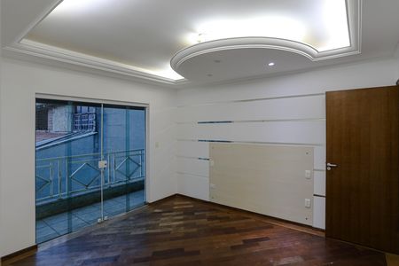 Casa para alugar com 250m², 3 quartos e 2 vagas Casa para alugar com 250m², 3 quartos e 2 vagasQuarto 3 - Suíte