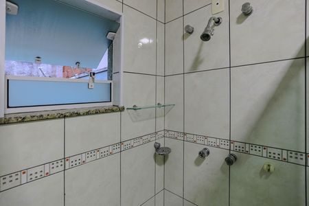 Casa para alugar com 250m², 3 quartos e 2 vagas Casa para alugar com 250m², 3 quartos e 2 vagasBanheiro